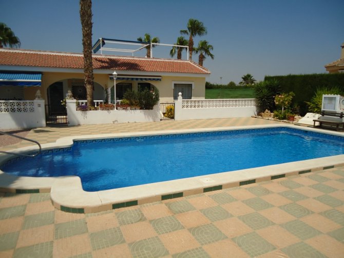 Townhouse for sale in Benijófar Monte Azul €76,000 (CM3385)